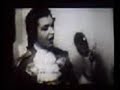 this is a 1940s newsreel style presentation of the funeral of enrico caruso, one of the greatest opera singers that ever lived. the presentation also features a clip of beautiful metropolitan opera mezzo, rise stevens and a quick glimpse of (i think) salvatore baccaloni. i recorded it using my phone camera so i am sorry about the quality.