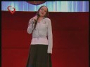 El Refugio 141, Clarita canta