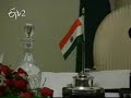 Hamid Karzai seeks Indian military aid amid Pakistan row