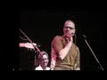 niels h.p - live @ bangkok jazz festival 2005
niels h.p - lead vocal
veronica mortensen - backing vocal
martin finding - guitar
vicky singh - backing vocal / guitar
martin sommer - keys
morten ramsb�l - bass
jon grundtvig - drums