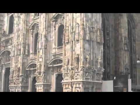 Grandinata in Piazza Duomo (Milano)