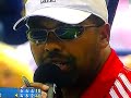Ump screws Roddick after he makes a kind gesture to opponent