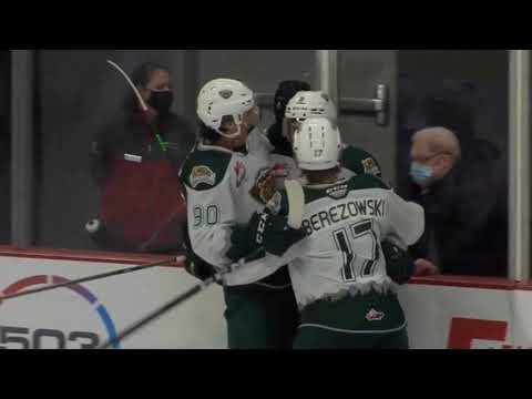 Hurricanes prospect Ronan Seeley goes coast-to-coast for gorgeous goal (WHL)