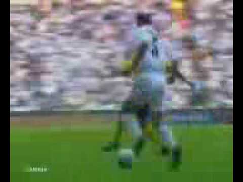 اللاعب الاسطورة الرائع زين الدين زيدان بتعليق عصام الشوالي