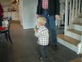 2009-09-12-Wilmer på fart hos sin mormor och morfar !