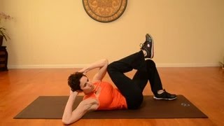 Elbow-to-Knee Oblique Crunch : Exercise & Yoga