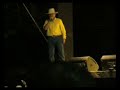 la indiferente  el perro muerto  jorge gerrero