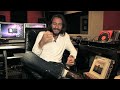 tomcast avec bob sinclar dans son studio � l'occasion de la sortie de son nouvel album disco crash ! bob sinclar, homme de marketing ou compositeur ? les deu...