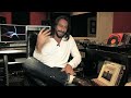 tomcast avec bob sinclar dans son studio � l'occasion de la sortie de son nouvel album disco crash ! bob sinclar, homme de marketing ou compositeur ? les deu...