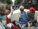 Piratenrondvaart door grachten van Delft
