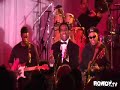 Al Green performing \"Let\