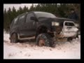 un camino inundado por las constantes lluvias durante mas de un mes y medio el motor es el 2.7 td con intercooler de mercedes vito que le he a�adido , ademas le he modificado la presi�n del turbo para que sople hasta 0.8 bares de presi�n. el eje delantero es de nissan patrol , pero como no coincide la posici�n del difenecial ...... est� cortado y soldado , de manera que el palier derecho cambia al lado izquierdo y viceversa. la relacci�n de los ejes es de 5.14/1 original de nisan patrol 6 ...