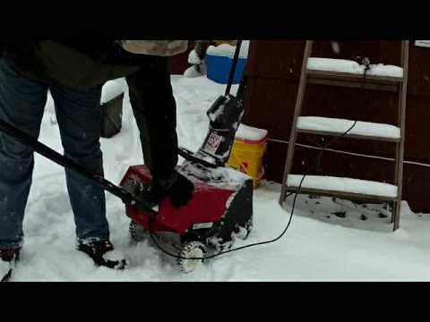 how to drain snowblower gas tank