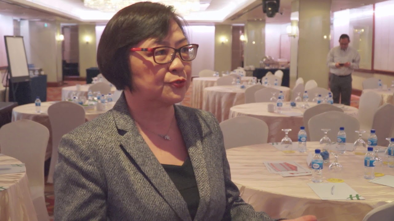 Discussing 'Developing Human Capital in the Digital Age' in Singapore