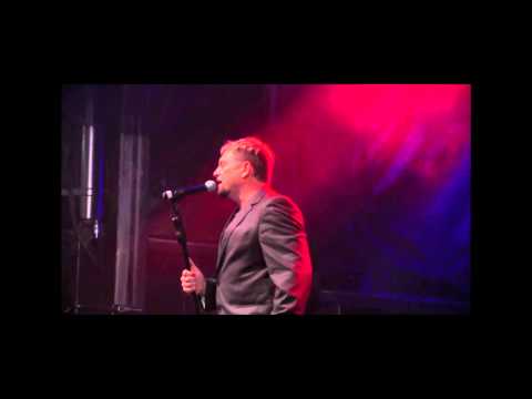Feesvoete   Hans Drom   Steve Hofmeyr   Tekkie fees 2012