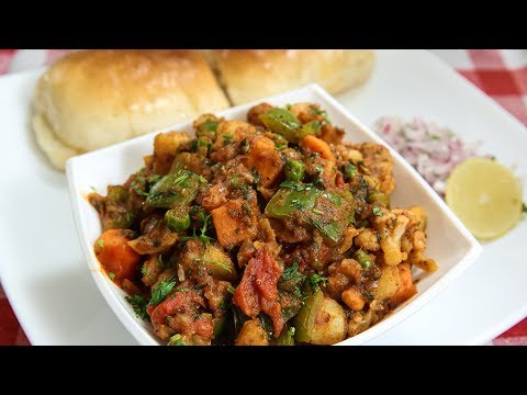 Khada Pav Bhaji Recipe | How To Make Khada Pav Bhaji | Indian Street Food | Recipe by Ruchi Bharani