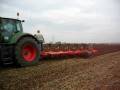videos de FENDT 927 - Kuhn Plough Vari-Master 182 T with 7 bodies