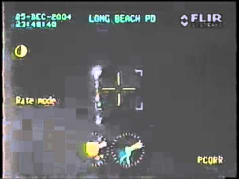 La police Californienne filme un ovni curieux.