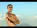 Este é outro vídeo dedicado ao mio bello Fabio, agora ele se apresenta bem sexy, nu, pelado com a mão no bolso...rsrsrsrsrsrsrssApreciem sem moderação....