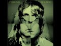 Bekijk muziek clip van Kings of Leon met Be Somebody