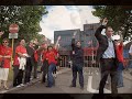 The Che Men (featuring Norman Strike) - Keep On Keepin\