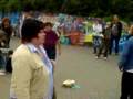 Taniec żuli w samym centrum Warszawy