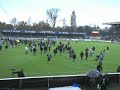 fans ado komen naar het uitvak