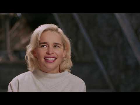 Game of Thrones | El Elenco Recuerda | Emilia Clarke (Daenerys) | HBO