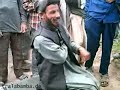 Ein Afghaner versucht zu singen !!! Ein Afghaner versucht zu singen !!!