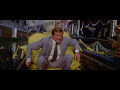course poursuite en gondole extraite du 11eme james bond sorti en 1979 : moonraker, avec roger moore, dont c'�tait le 4eme bond. 
enjoy !