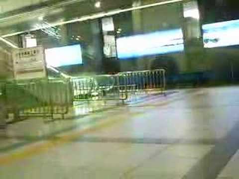 関西空港駅にて 281系 回送電車入線