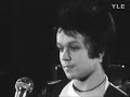 one song of jyri honkavaara�s (ratsia singer/songwriter) solo career single.
the video is a tribute to jyri and ratsia.