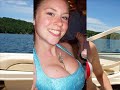 Girls with Cleavage!