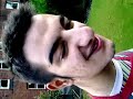 un malade fait la poule
