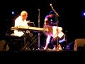 Caravan (Duke Ellington) performed by Evi Siamanta (vocals), July 25, 2008, Volos, GreeceMimis Plessas piano, Vassilis Rakopoulos guitar, Antonis Ladopoulos saxophone, George Polychronakos drumsΠαρασκευή 25.07.2008Ανοιχτό Δημοτικό Θέατρο ΒόλουΣυναυλία Jazzη Εύη Σιαμαντά (φωνή)μαζί της:ο Μίμης Πλέσσας στο πιάνοο Βασίλης Ρακόπουλος στην κιθάραο Αντώνης Λαδόπουλος στο σαξόφωνοο Γιώργος Πολυχρονάκος στα τύμπανα