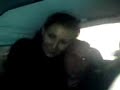 en el coche aplastados