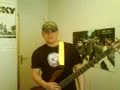 hueviando  con el bajo
