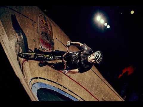 RED - Check out more extreme biking: http://win.gs/1lxRNQQ More than 400 spectators gathered at the Red Bull Mini Drome Competition in Denmark to get a taste of th...