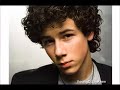 nick jonas talks about miley!!!  spoof 