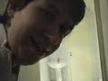 micheal youn shoot le roo dans une couloir de la radio ! mdr