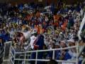 Gators dance in the soaked Doak