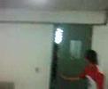 Dan�a do Siri na sala de aula!