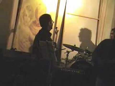 EDGAR MERAZ (BASS SOLO)