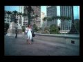 Todos la Miran menos Uno - Comercial