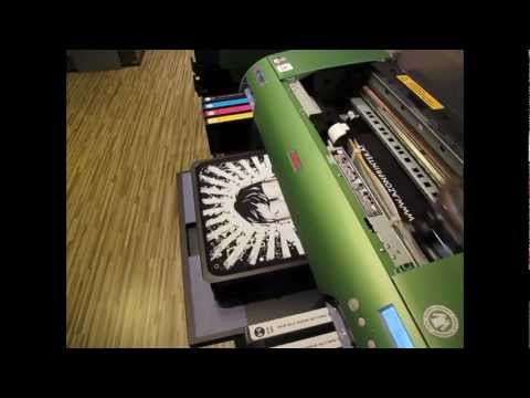 AZON TexPro Direct-to-Garment Printer - Schwarzes T-Shirt bedrucken (vierfache Geschwindigkeit)