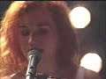 tori-amos-lovesong-in-paris-2005.html