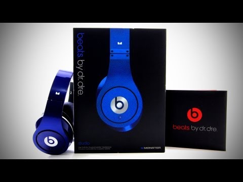 beats - BUY THESE BLUE BEATS STUDIO HERE - http://amzn.to/JapmAH MY NEWS CHANNEL http://youtube.com/beastfeed This is an unboxing of the new Beats By Dre Beats Studi...
