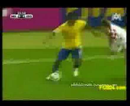 cristiano_ronaldo_vs__ronaldinho_world_cup_06