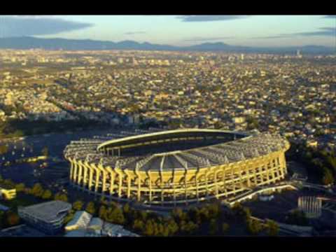 El imponente estadio Azteca