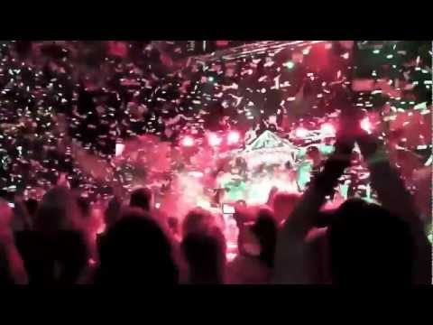 lulaemusic - Hallo ihr Lieben, wir wünschen Euch Frohe Weihnachten!!:) Genießt die freien Tage und lasst es Euch richtig gut gehen!! Vielen, vielen Dank für die unglaubli...